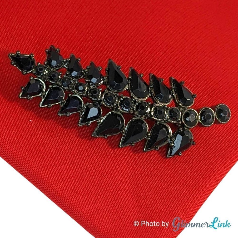 Black Rhinestone Crystals Leaf Brooch